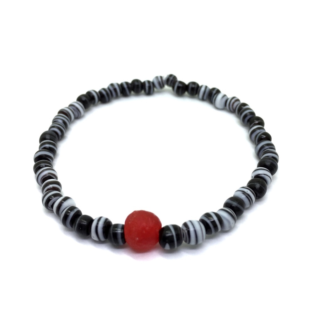 Women’s Stretchable Bracelet.